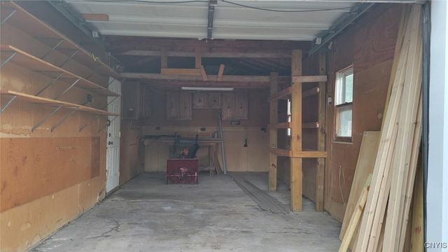 8177 Avoss Lane, Clay, NY 13041