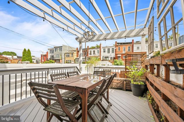 124 TODD PL NE, Washington, DC 20002