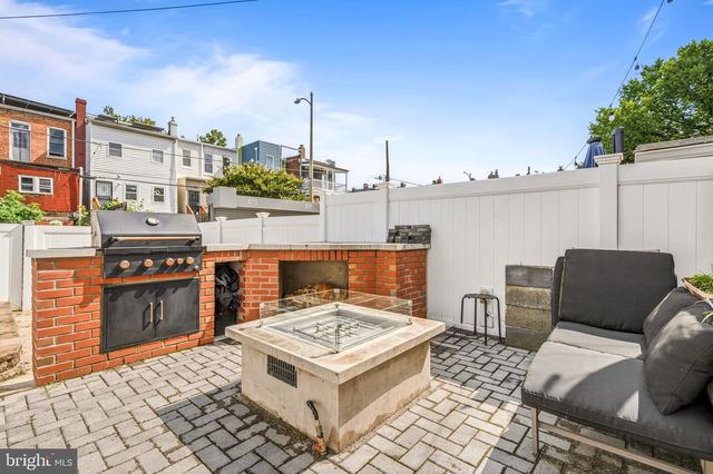 124 TODD PL NE, Washington, DC 20002