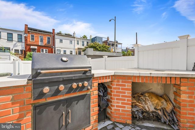 124 TODD PL NE, Washington, DC 20002