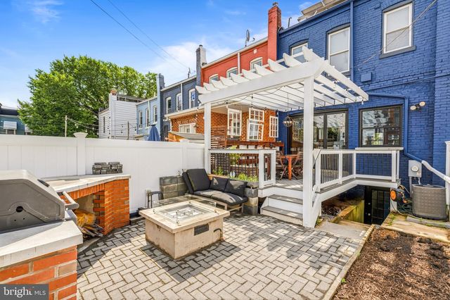 124 TODD PL NE, Washington, DC 20002