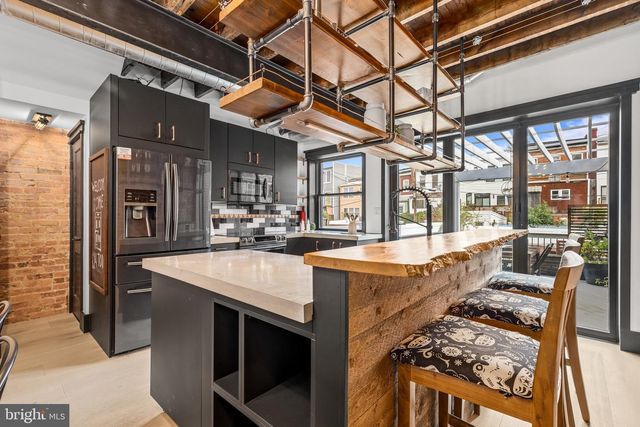 124 TODD PL NE, Washington, DC 20002