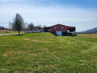 107 Pay Dons Way Drive, Unicoi, TN 37692