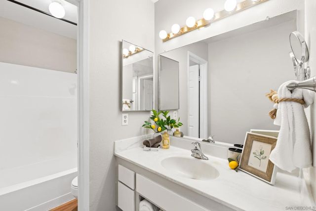 5989 Rancho Mission Rd 103, San Diego, CA 92108