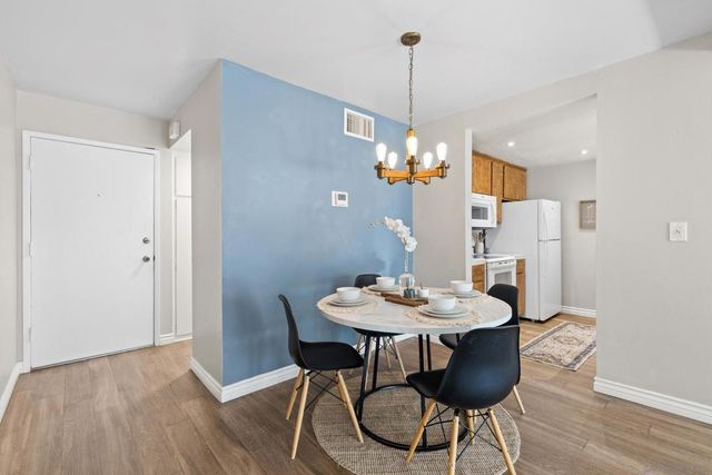 5989 Rancho Mission Rd 103, San Diego, CA 92108