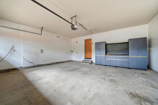 686 La Contenta Dr, Valley Springs, CA 95252