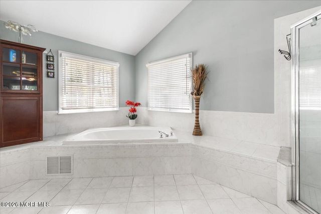 16 Conor Road, Jackson, NJ 08527