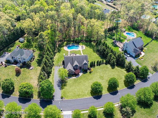 16 Conor Road, Jackson, NJ 08527