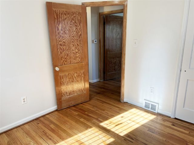 7730 Chatham, Redford, MI 48239