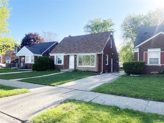 7730 Chatham, Redford, MI 48239