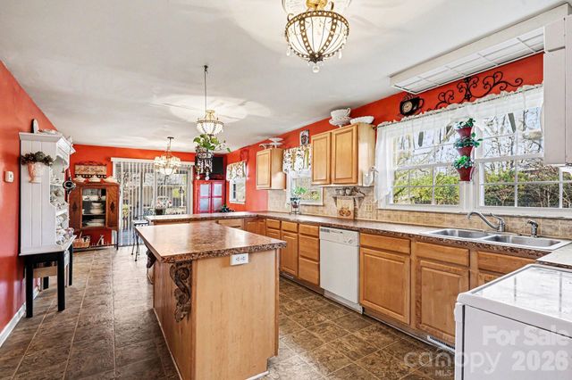 324 Windsor Drive, Salisbury, NC 28144