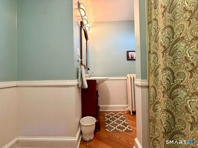 80 Cliff Street, Naugatuck, CT 06770