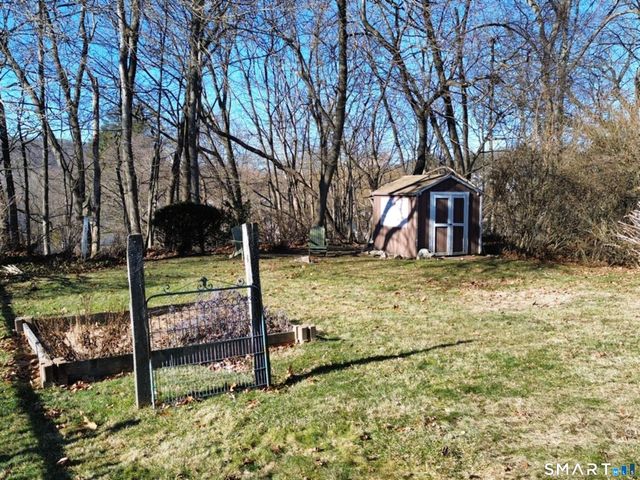 80 Cliff Street, Naugatuck, CT 06770