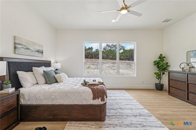 858 Rutherford, Fischer, TX 78623