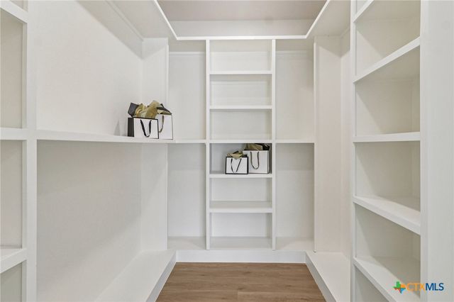 858 Rutherford, Fischer, TX 78623