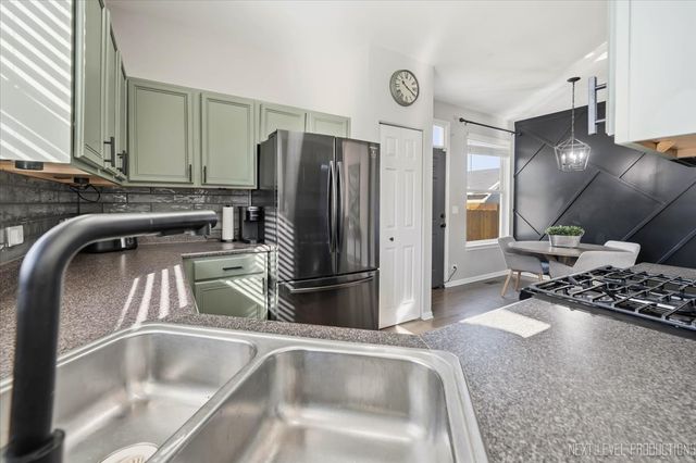 2113 Union Mill Drive, Aurora, IL 60503