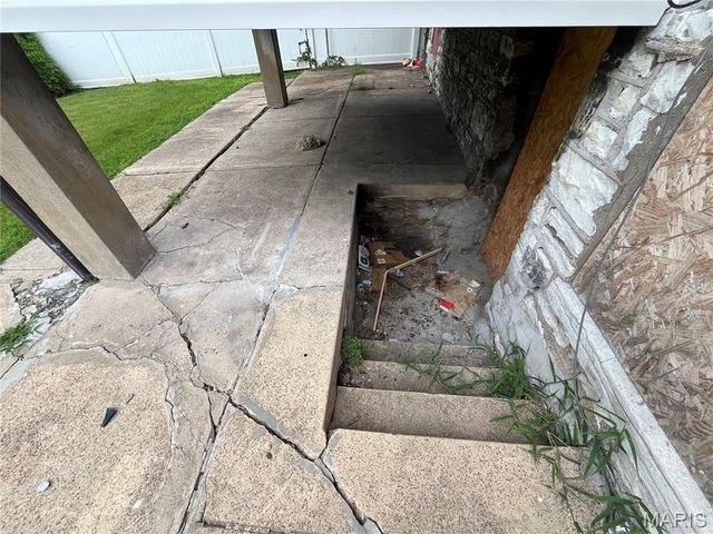 4035 S Grand Boulevard, St Louis, MO 63118