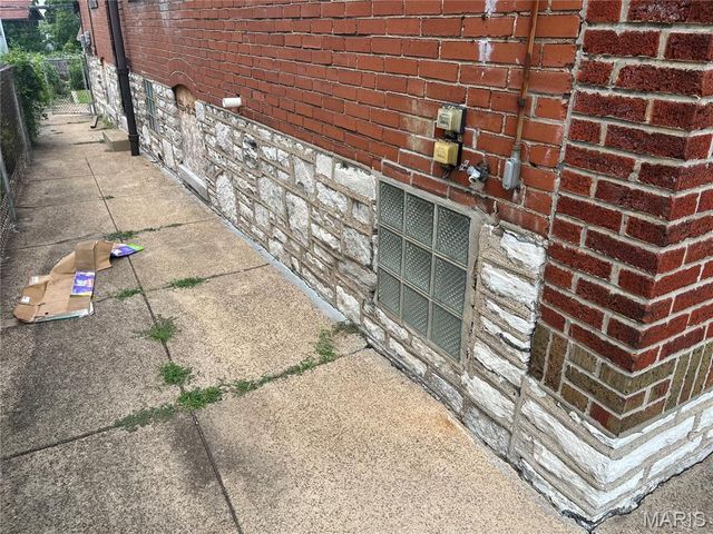 4035 S Grand Boulevard, St Louis, MO 63118