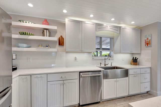 14 NE 5th Street, Delray Beach, FL 33444