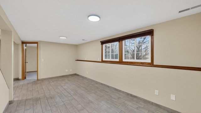 1032 Lilac Lane, Lake City, MN 55041