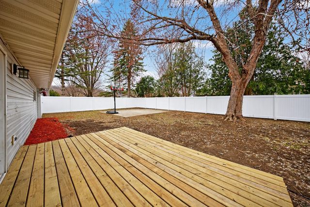 1032 Lilac Lane, Lake City, MN 55041