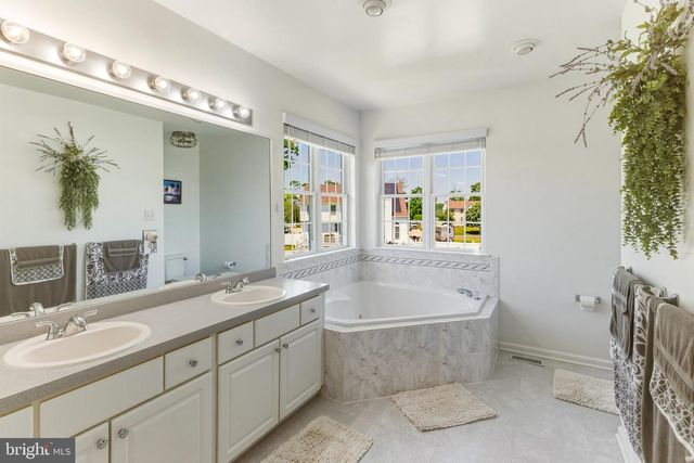 42 BRYCES CT, Sicklerville, NJ 08081