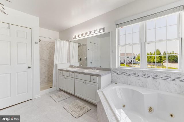 42 BRYCES CT, Sicklerville, NJ 08081