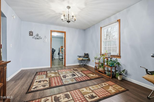 430 Arrowhead Drive, Duffield, VA 24244