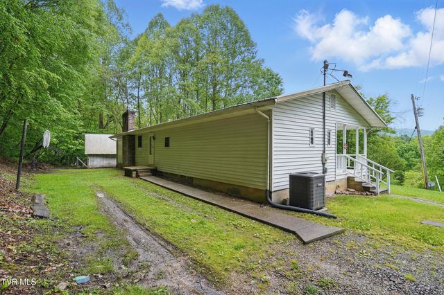 430 Arrowhead Drive, Duffield, VA 24244