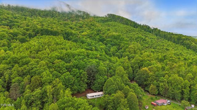 430 Arrowhead Drive, Duffield, VA 24244