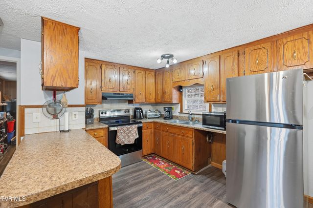 430 Arrowhead Drive, Duffield, VA 24244