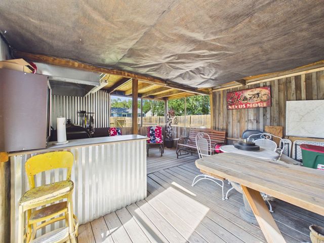 1504 Cheyenne Ave, Salina, KS 67401