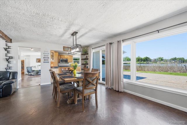 68991 Mound Road, Washington Township, MI 48095