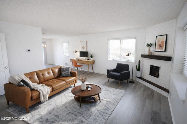 657 Ellicott Avenue, Toms River, NJ 08753