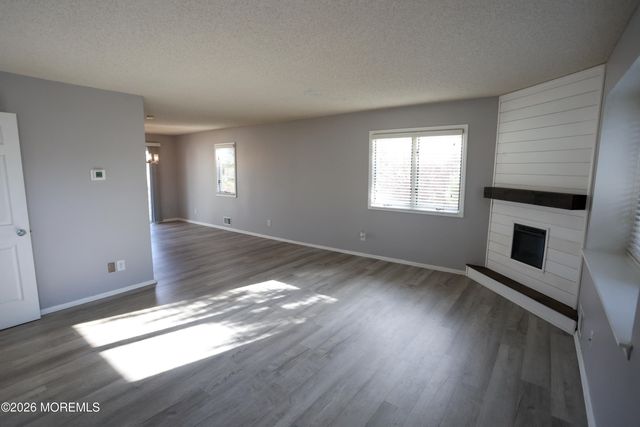 657 Ellicott Avenue, Toms River, NJ 08753