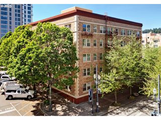 709 Sw 16TH Ave 105, Portland, OR 97205