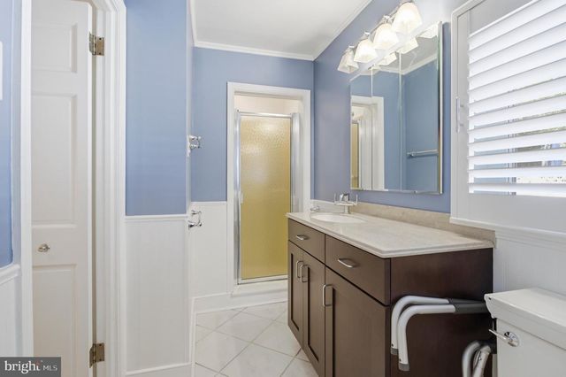 418 COLONIAL PARK DR, Springfield, PA 19064