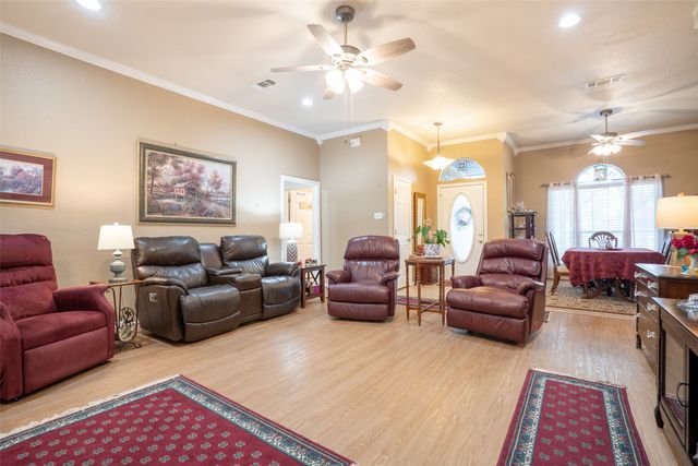 623 Newlin Lane, Granbury, TX 76048