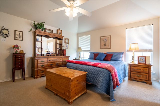 623 Newlin Lane, Granbury, TX 76048