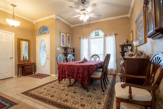 623 Newlin Lane, Granbury, TX 76048