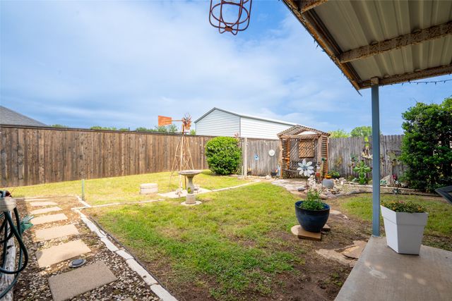623 Newlin Lane, Granbury, TX 76048
