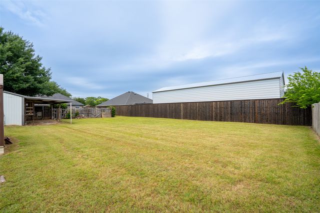 623 Newlin Lane, Granbury, TX 76048