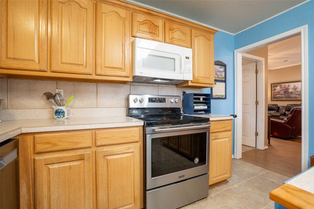 623 Newlin Lane, Granbury, TX 76048