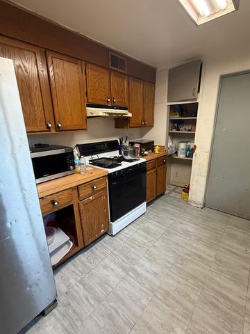 1255 Main Street, Antioch, IL 60002