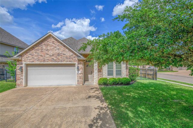 1723 Creekside Circle, College Station, TX 77845