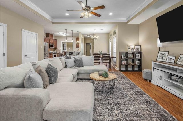 1723 Creekside Circle, College Station, TX 77845