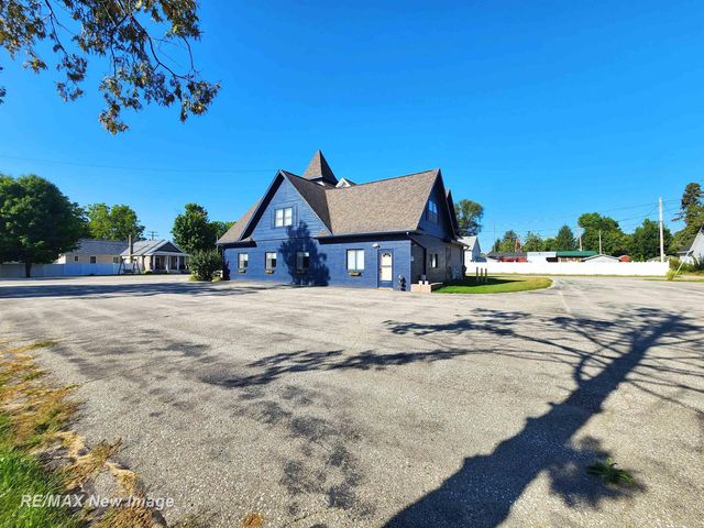 201 E Main Road, Sterling, MI 48659