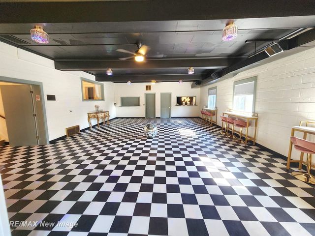 201 E Main Road, Sterling, MI 48659