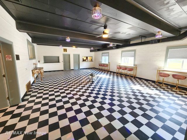 201 E Main Road, Sterling, MI 48659