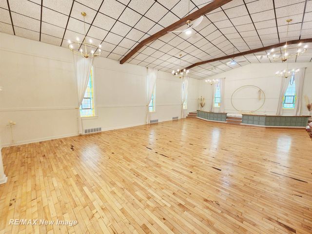 201 E Main Road, Sterling, MI 48659